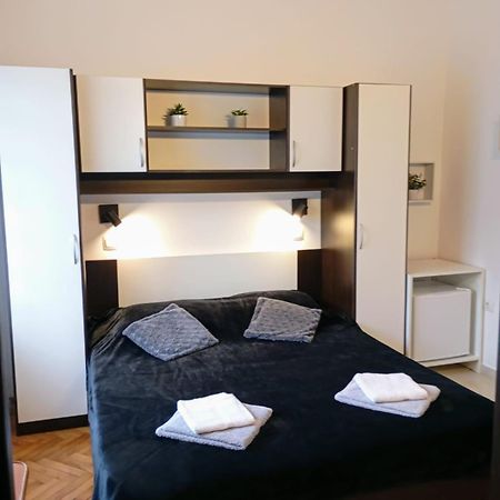 Rooms Helena كرك المظهر الخارجي الصورة