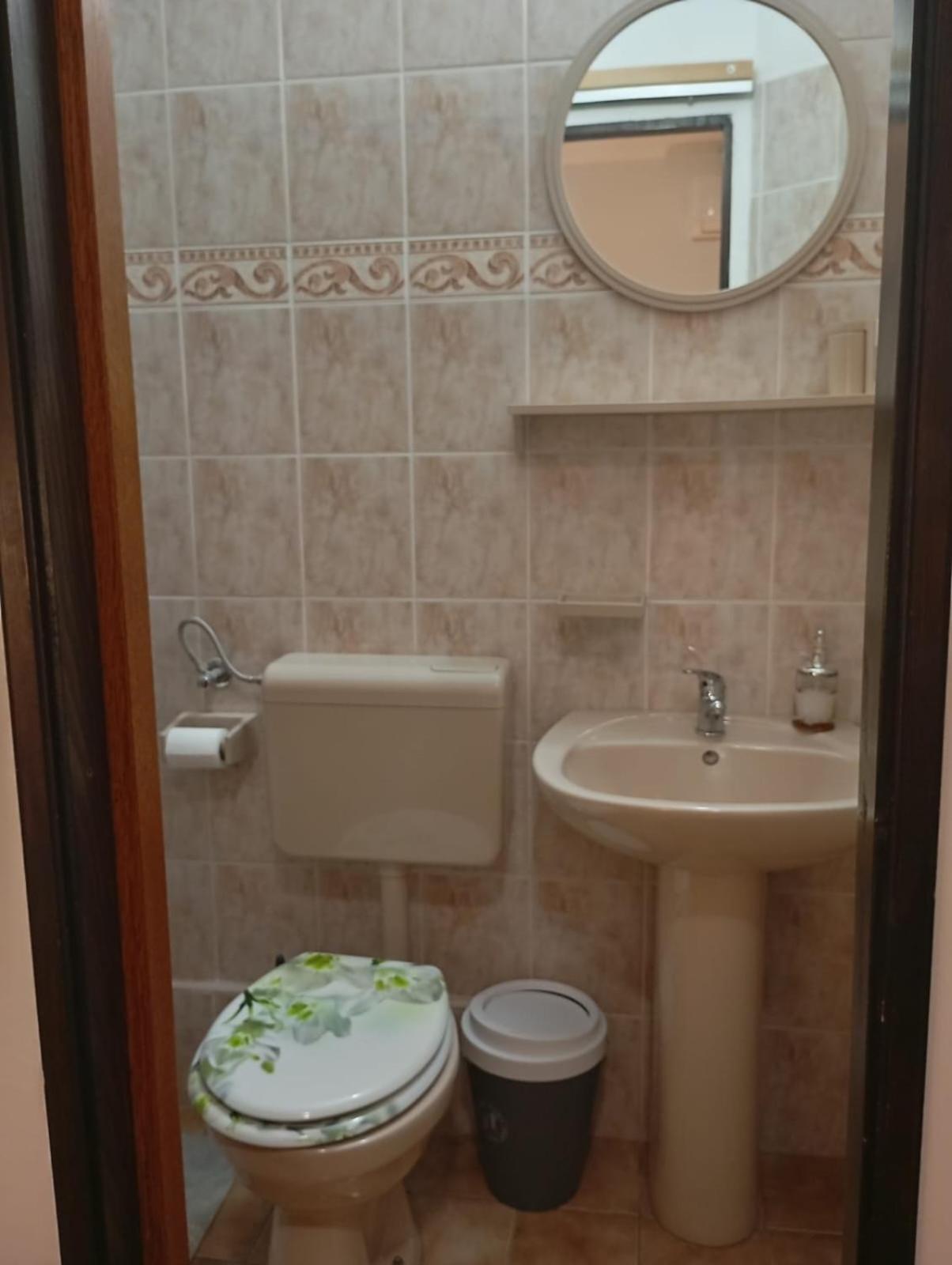 Rooms Helena كرك المظهر الخارجي الصورة