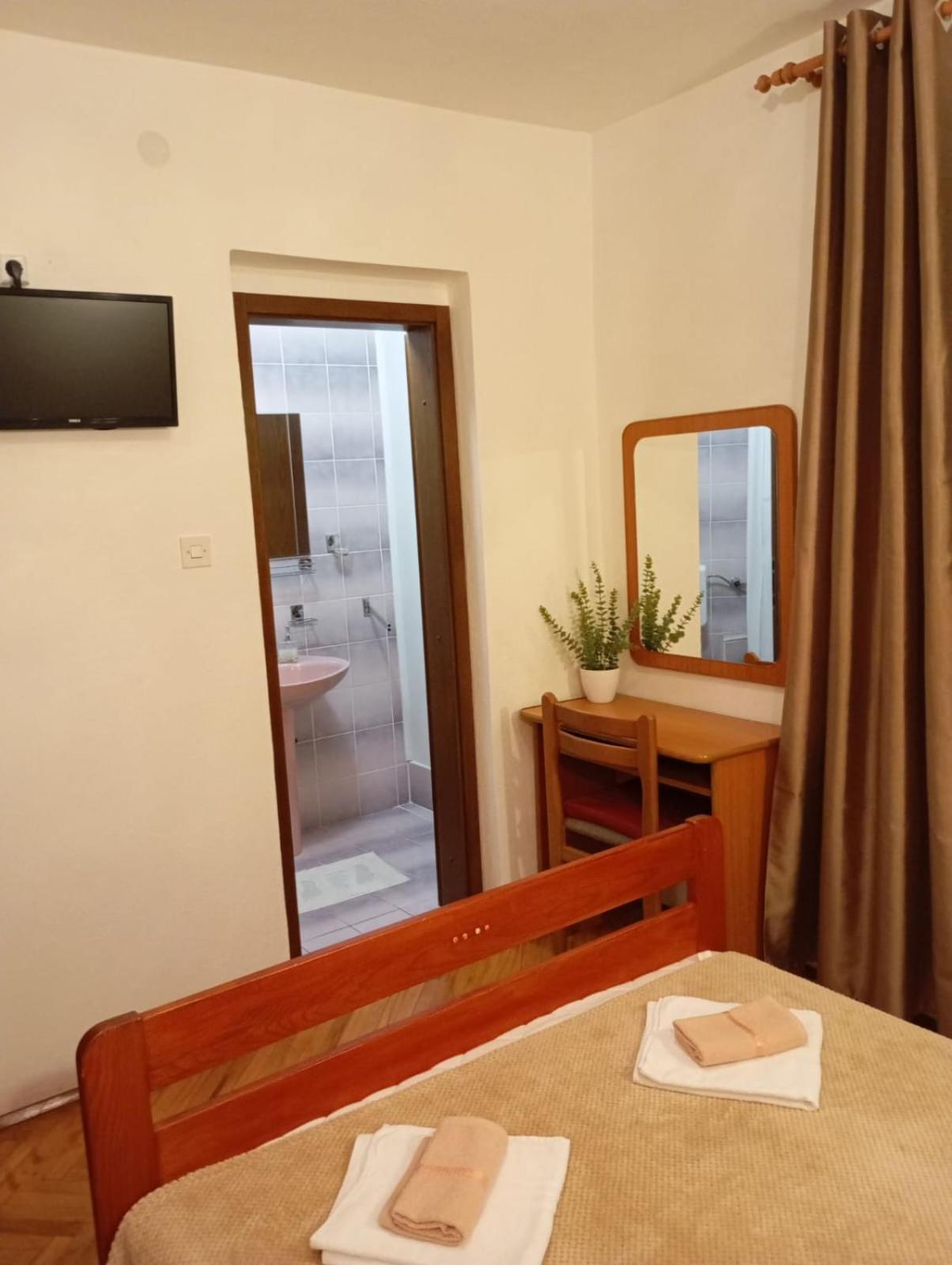 Rooms Helena كرك المظهر الخارجي الصورة