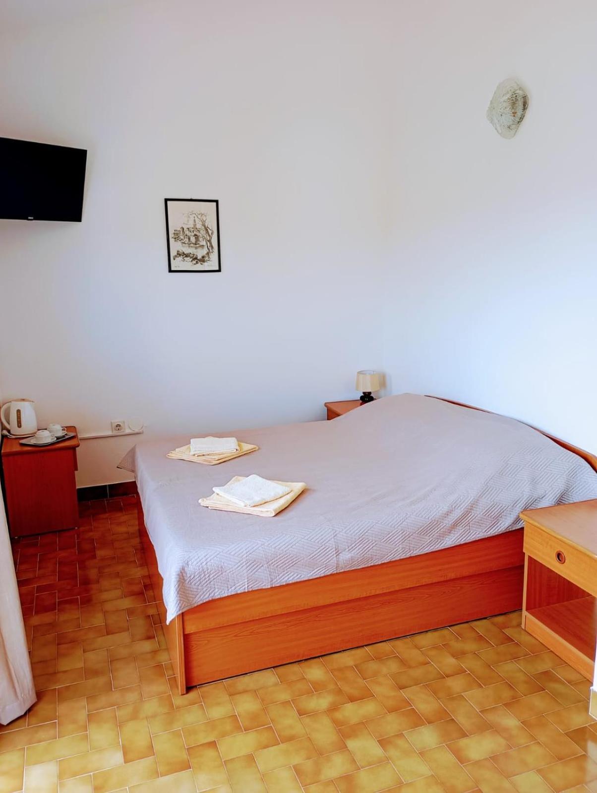 Rooms Helena كرك المظهر الخارجي الصورة
