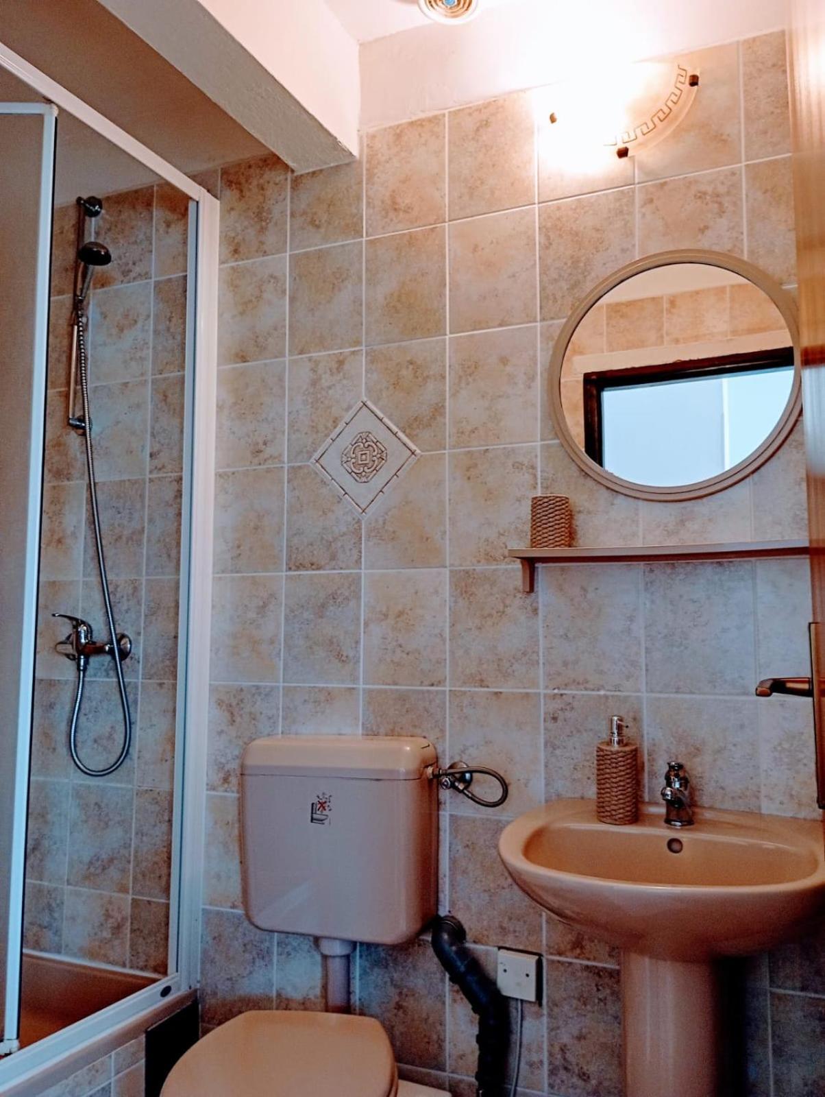 Rooms Helena كرك المظهر الخارجي الصورة
