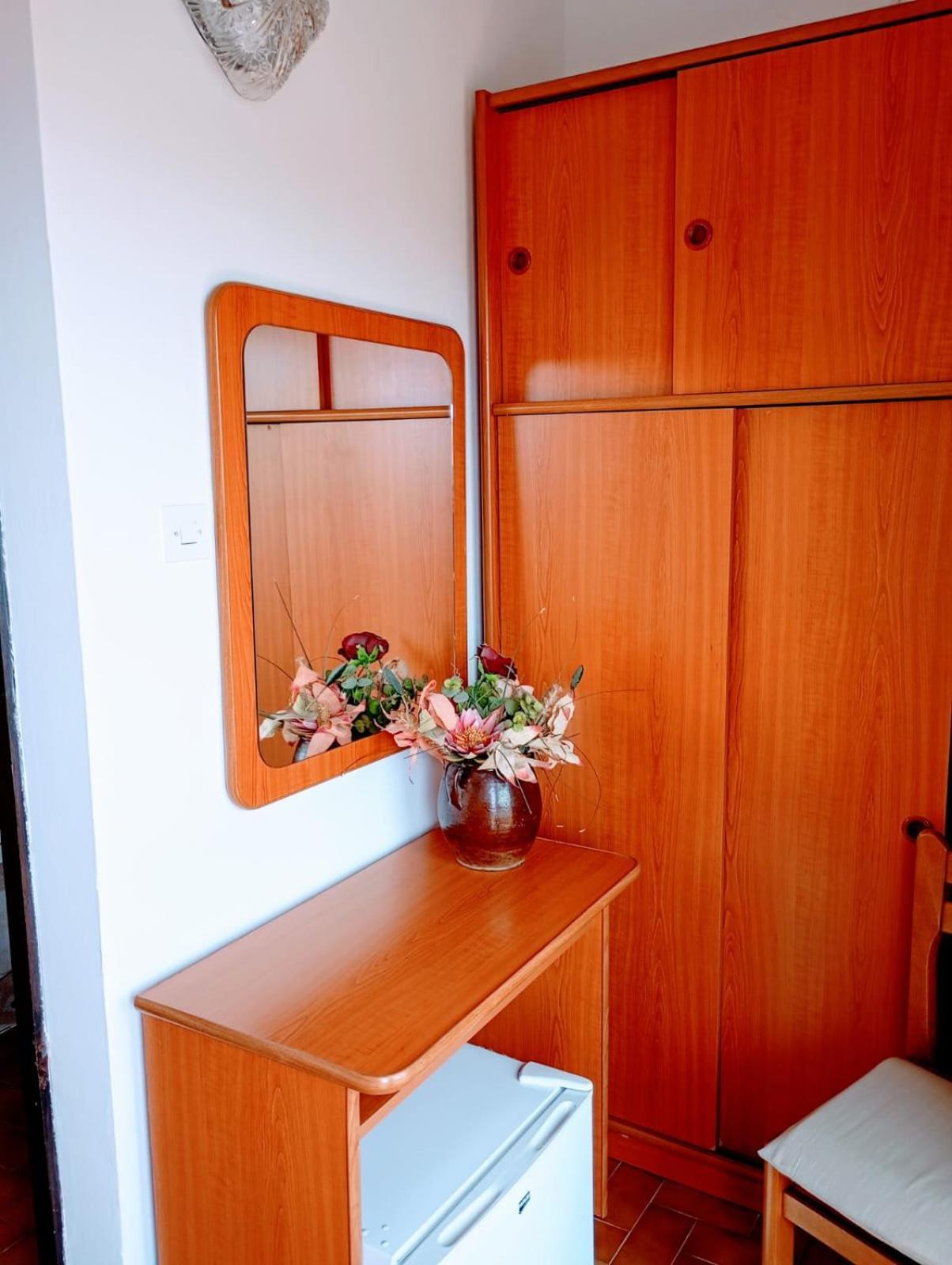 Rooms Helena كرك المظهر الخارجي الصورة