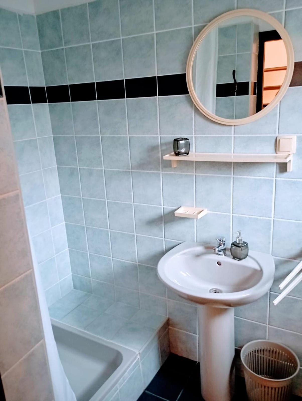 Rooms Helena كرك المظهر الخارجي الصورة